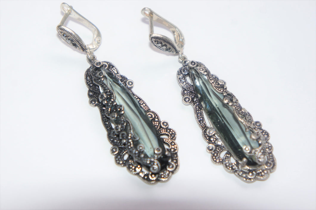 Grey crystal | Silver earrings