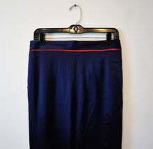 Mi Jong Lee size 4 pleat front peg trouser