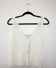 Twenty "Everglade" top