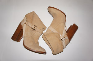 SCHUTZ Arlete Buckled Braided Suede Ankle Boots