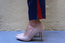 Mi Jong Lee size 4 pleat front peg trouser