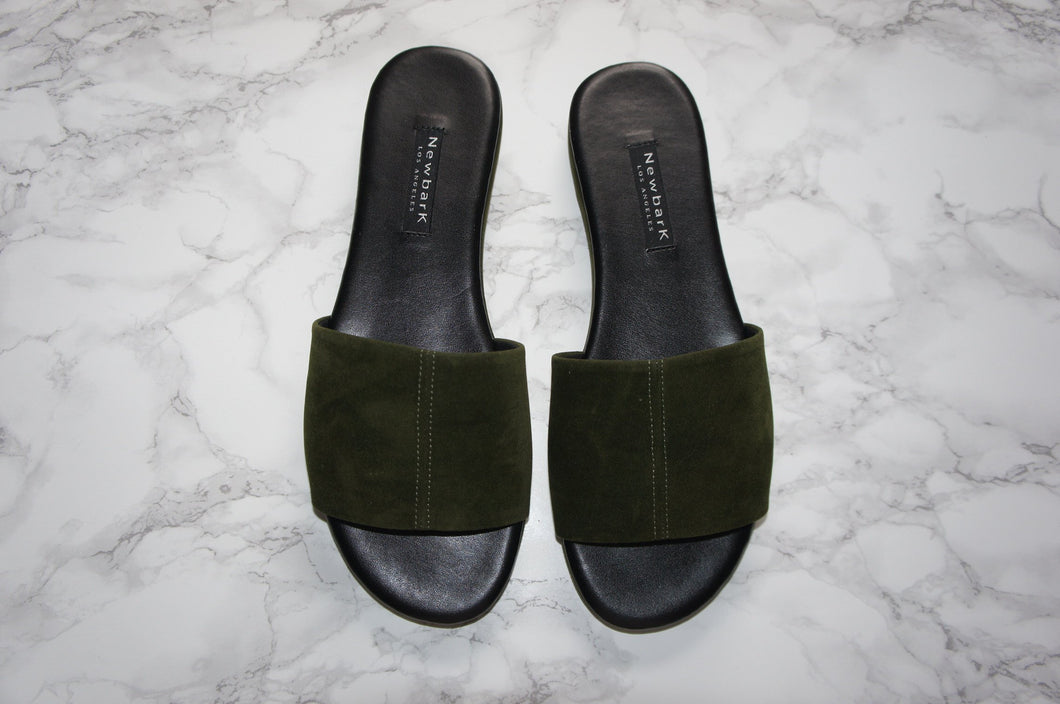 Newbark Frankie Slide in Fatigue Green Velvet