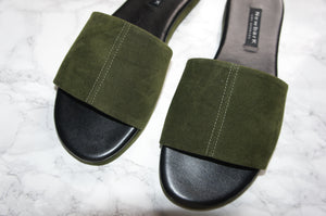 Newbark Frankie Slide in Fatigue Green Velvet