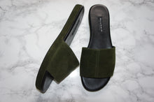 Newbark Frankie Slide in Fatigue Green Velvet